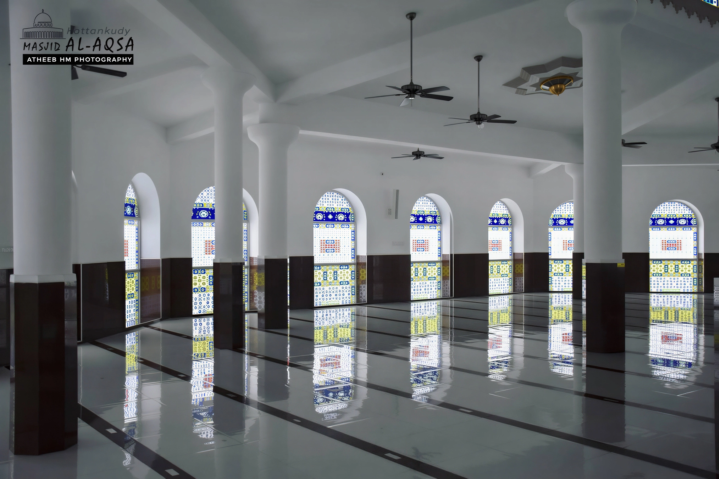 Photo · interior prayer hall